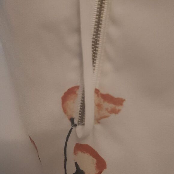 Aritzia Wilfred Ivory Floral Sleeveless Top - Picture 4 of 6